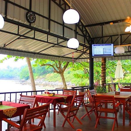 Kalim Beach Place Patong Extérieur photo