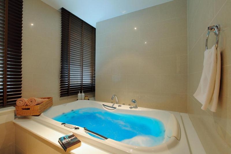 Kalim Beach Place Patong Chambre photo